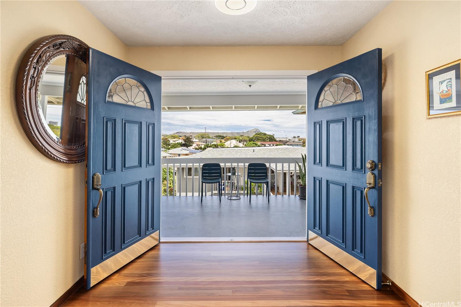 3279  Kehau Place Palolo, Diamond Head home - photo 3 of 25