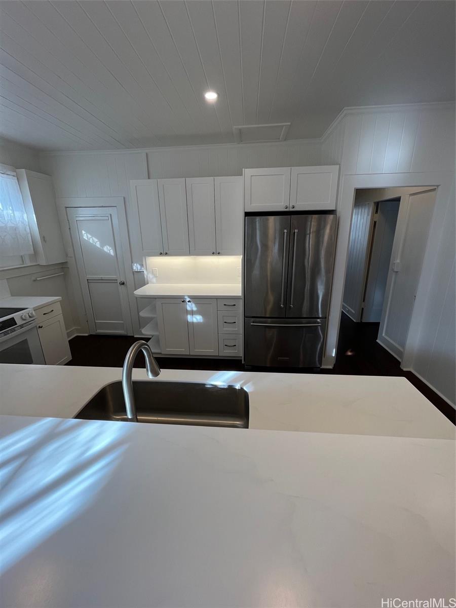 3306 Kaimuki Ave Honolulu - Rental - photo 13 of 19