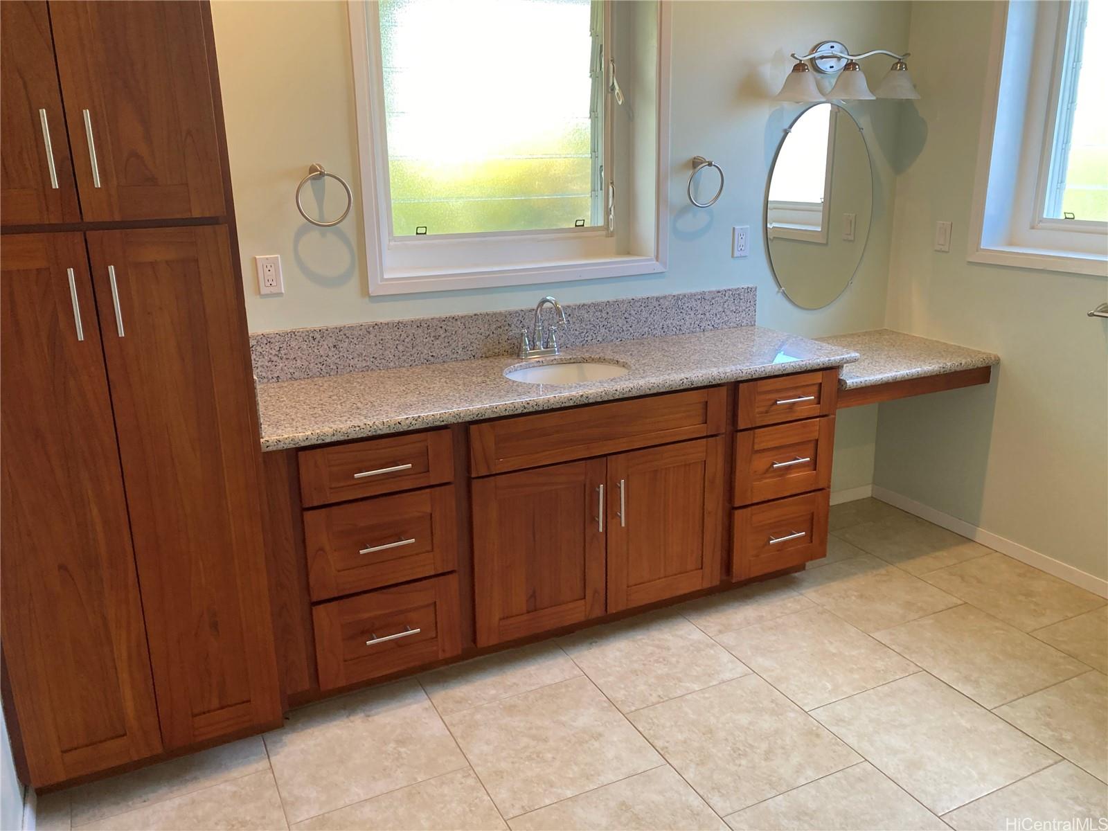 3316  Hinano Street Kapahulu, Diamond Head home - photo 18 of 25