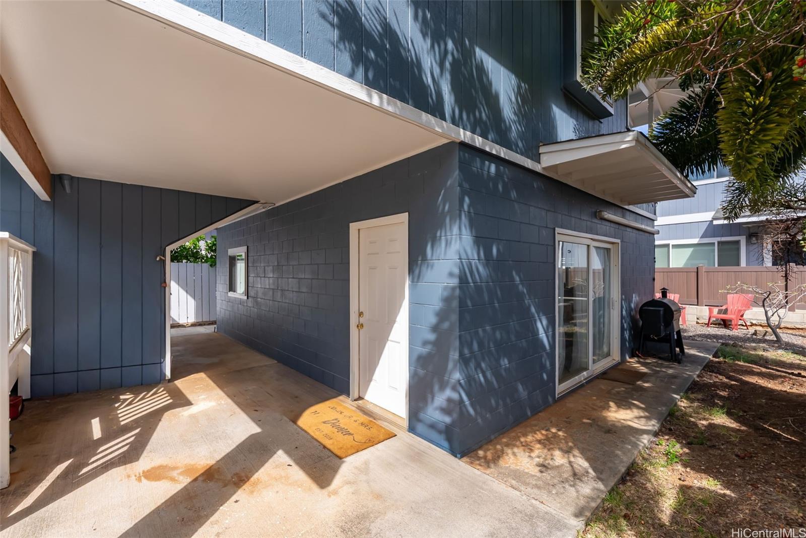 3316  Hinano Street Kapahulu, Diamond Head home - photo 5 of 25