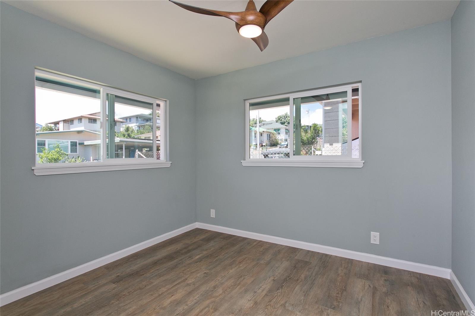 3317  Catherine Street Kapahulu, Diamond Head home - photo 7 of 24