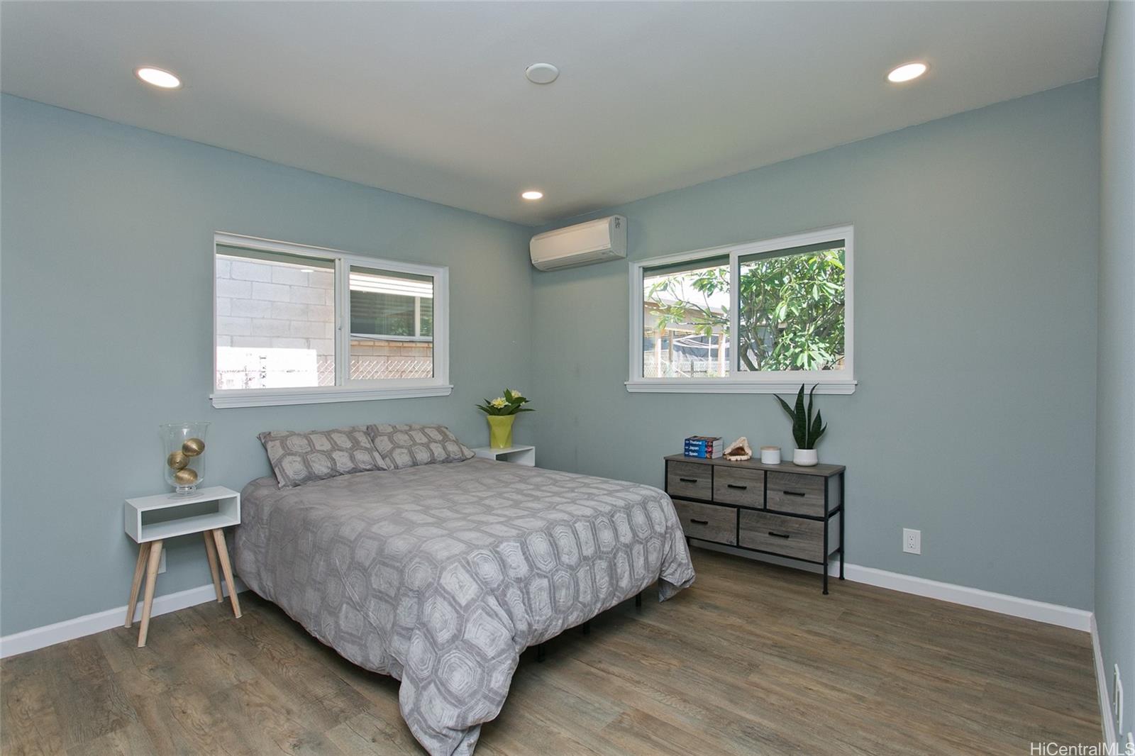 3317  Catherine Street Kapahulu, Diamond Head home - photo 8 of 24