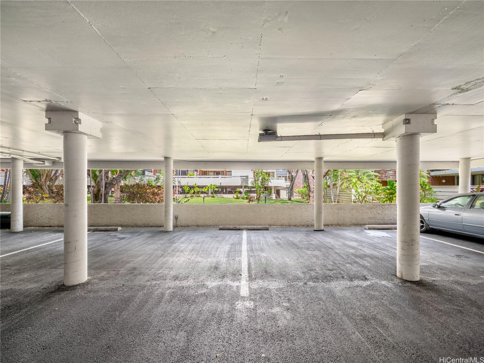 Gardenia Manor condo # 204, Kailua, Hawaii - photo 24 of 25