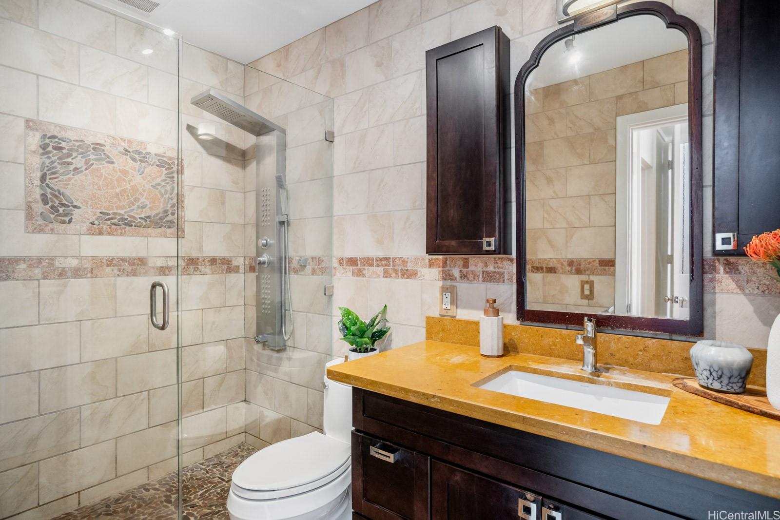 Gardenia Manor condo # 325, Kailua, Hawaii - photo 21 of 25