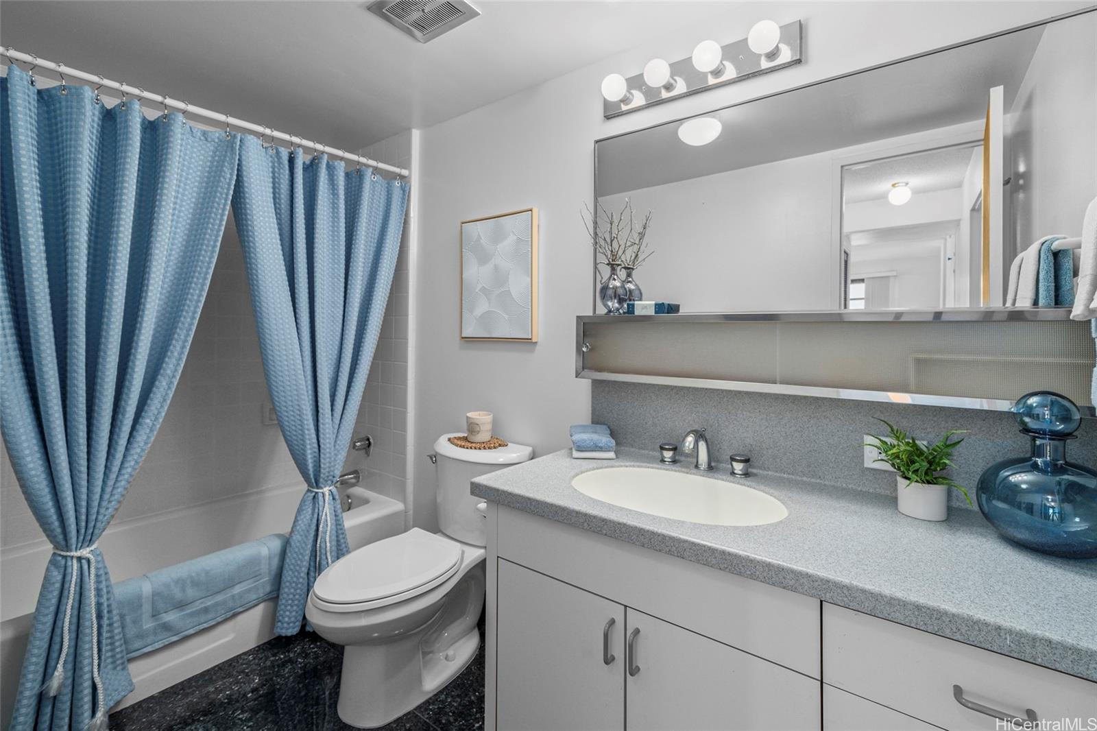 Hi-Sierra Apts The condo # 601, Honolulu, Hawaii - photo 14 of 23