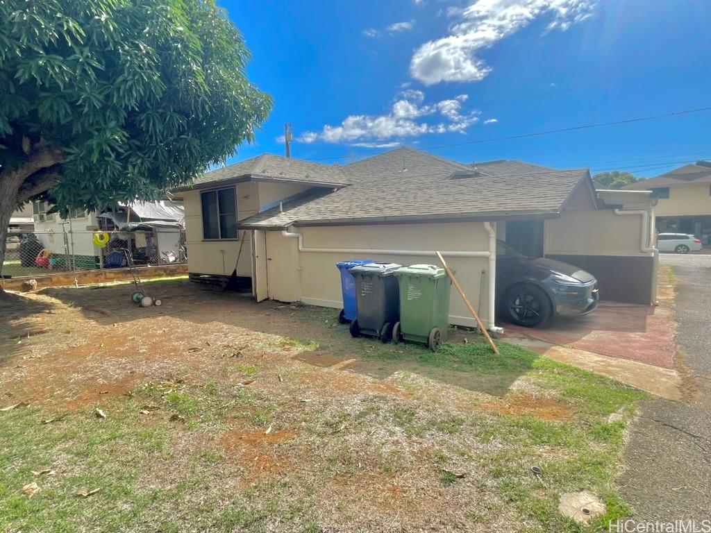 3352  Kaau St Palolo, Diamond Head home - photo 2 of 22