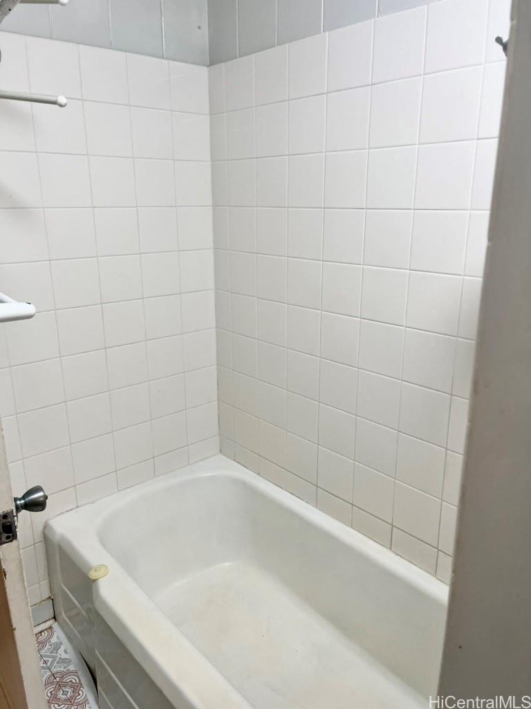 3352  Kaau St Palolo, Diamond Head home - photo 16 of 22