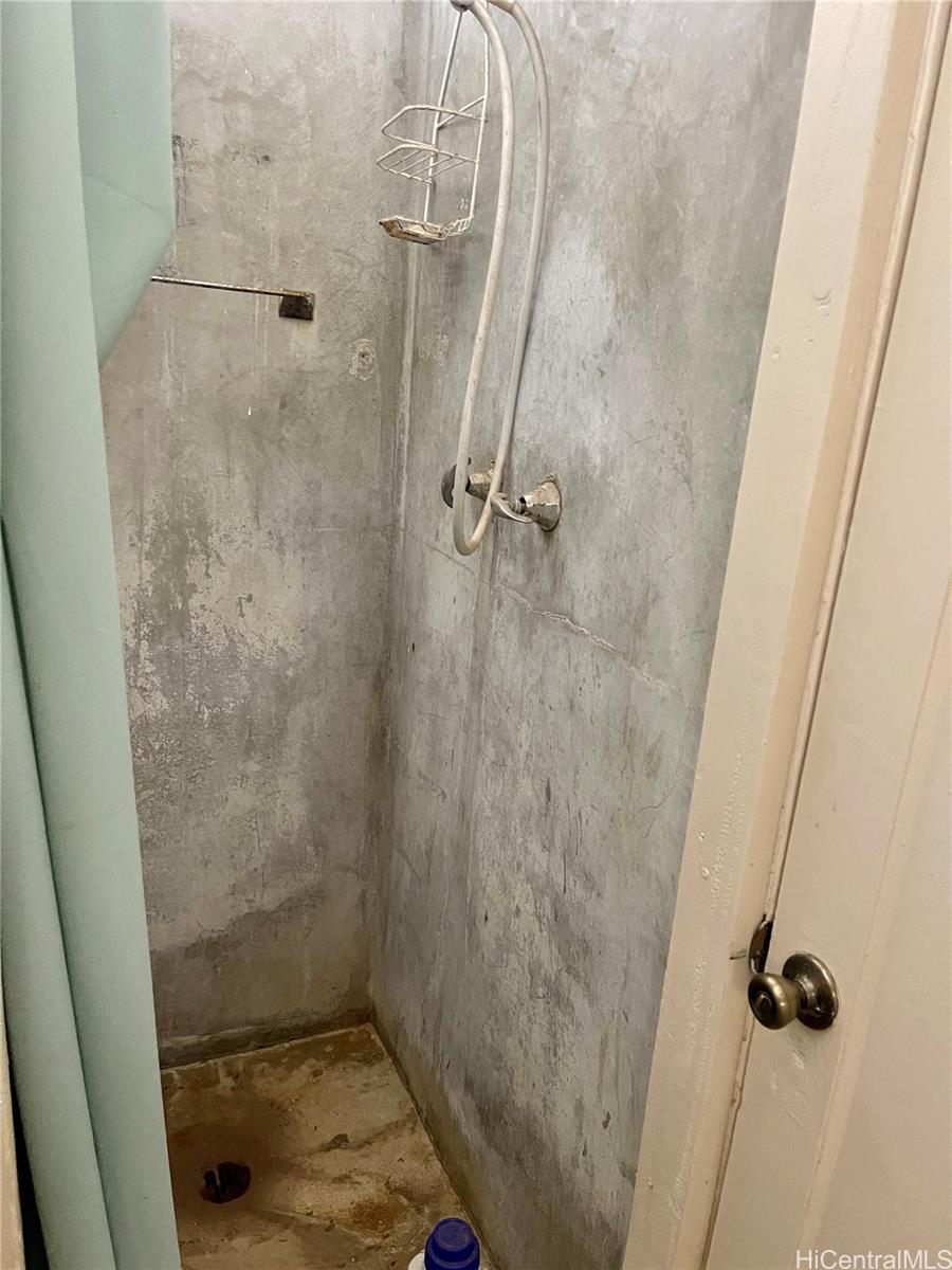 3352  Kaau St Palolo, Diamond Head home - photo 19 of 22