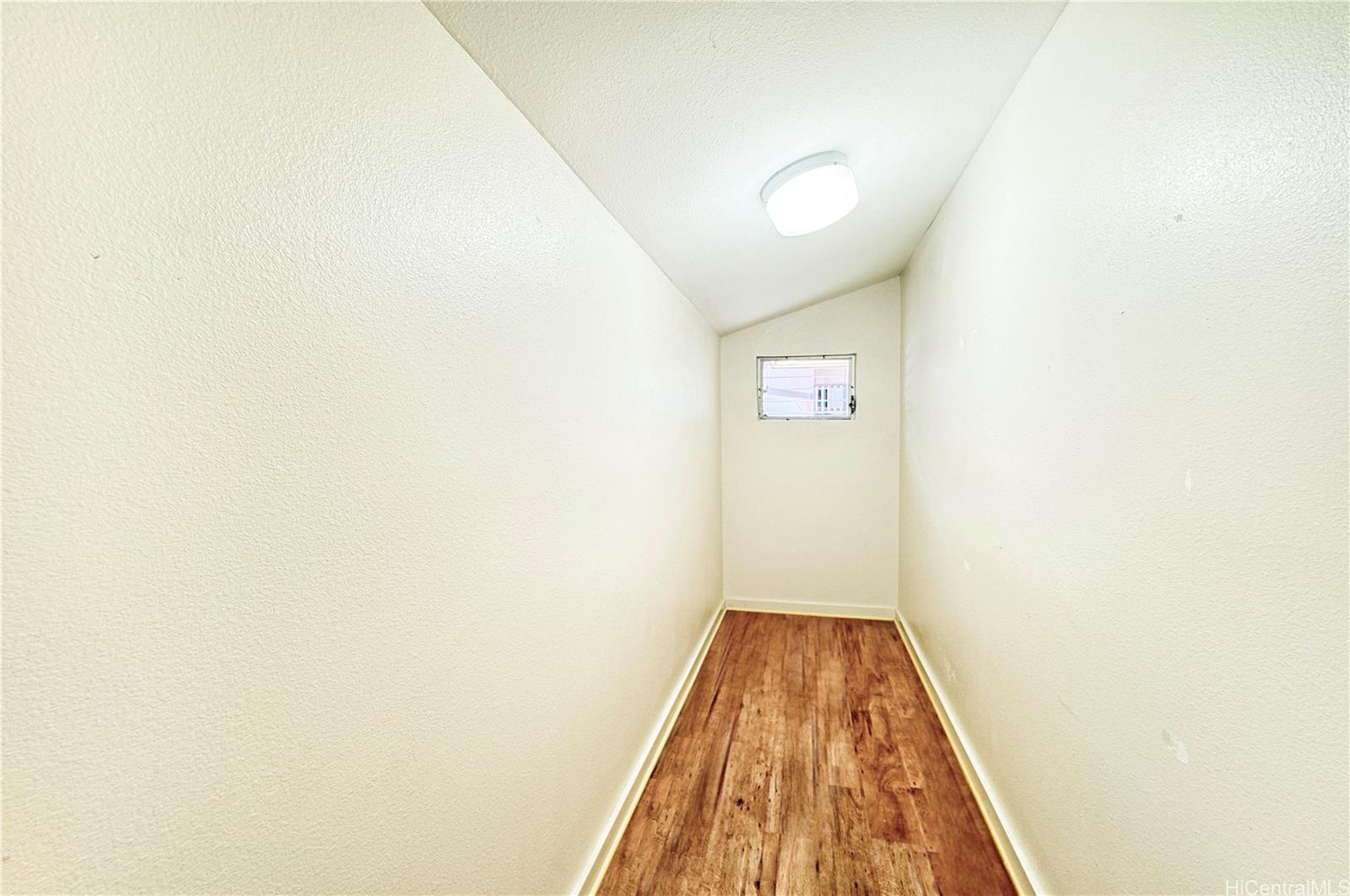 3360  Manoa Road Manoa Area, Honolulu home - photo 16 of 19