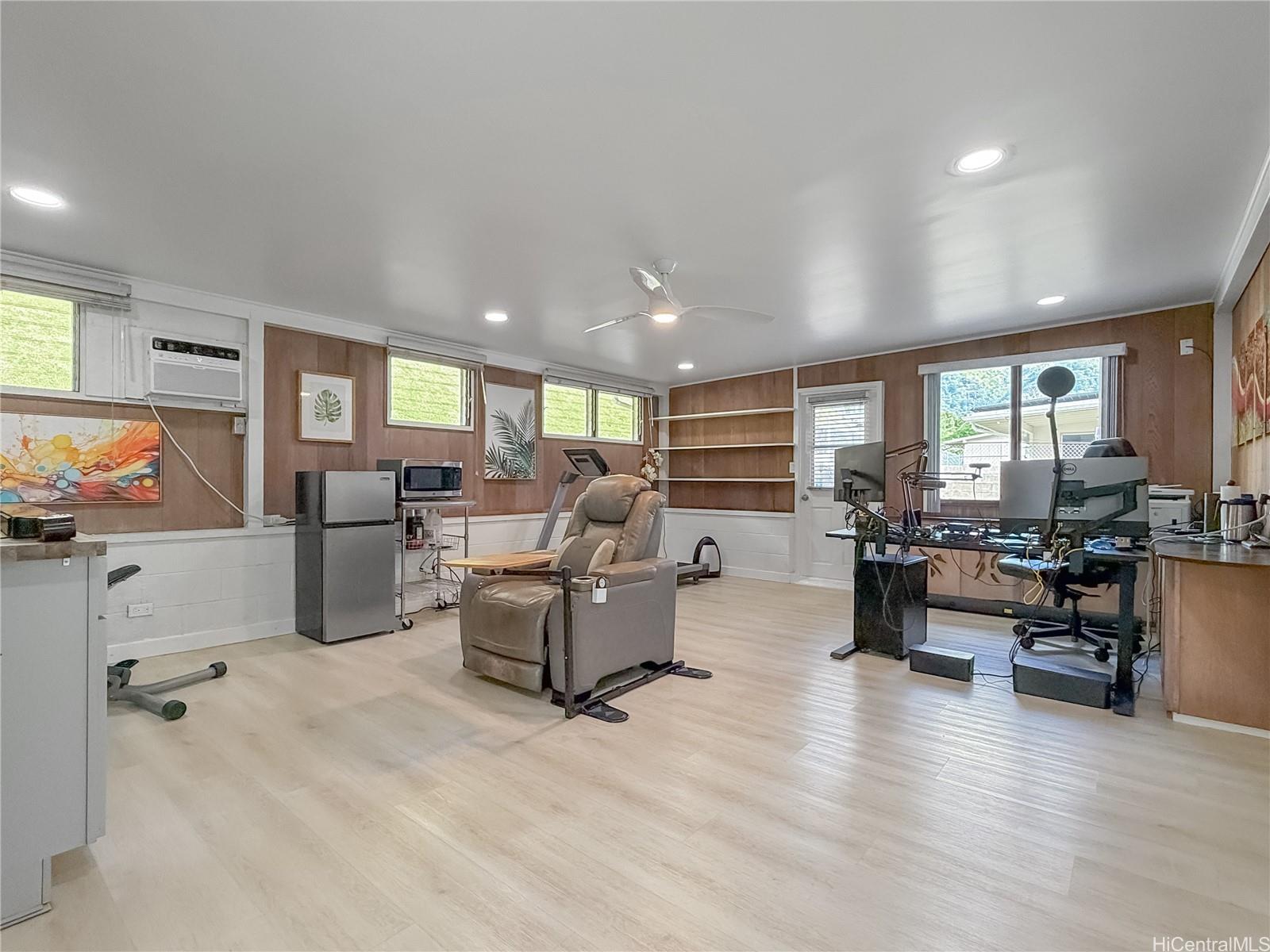 3362  Loulu Street Manoa Area, Honolulu home - photo 8 of 25