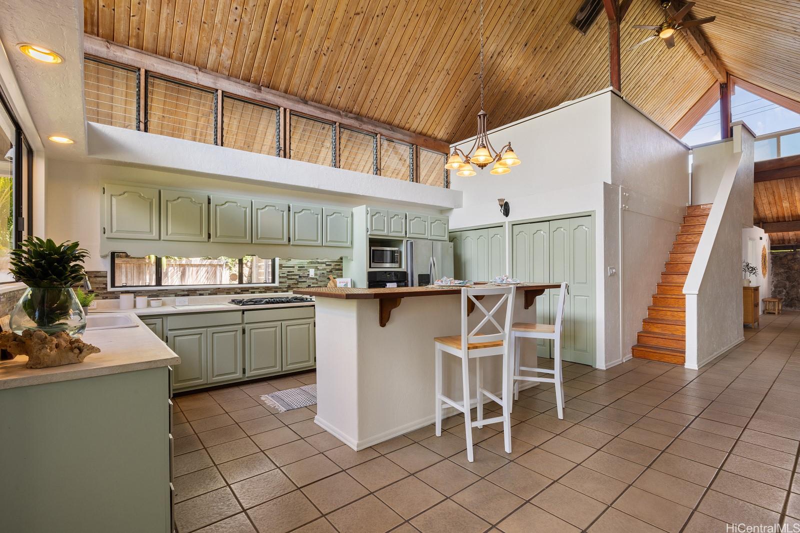 337  Wanaao Road Kailua Estates, Kailua home - photo 9 of 24