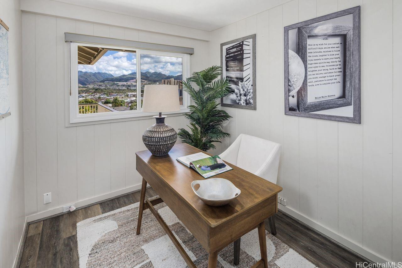 3376  Ala Laulani Street Salt Lake, Honolulu home - photo 11 of 18