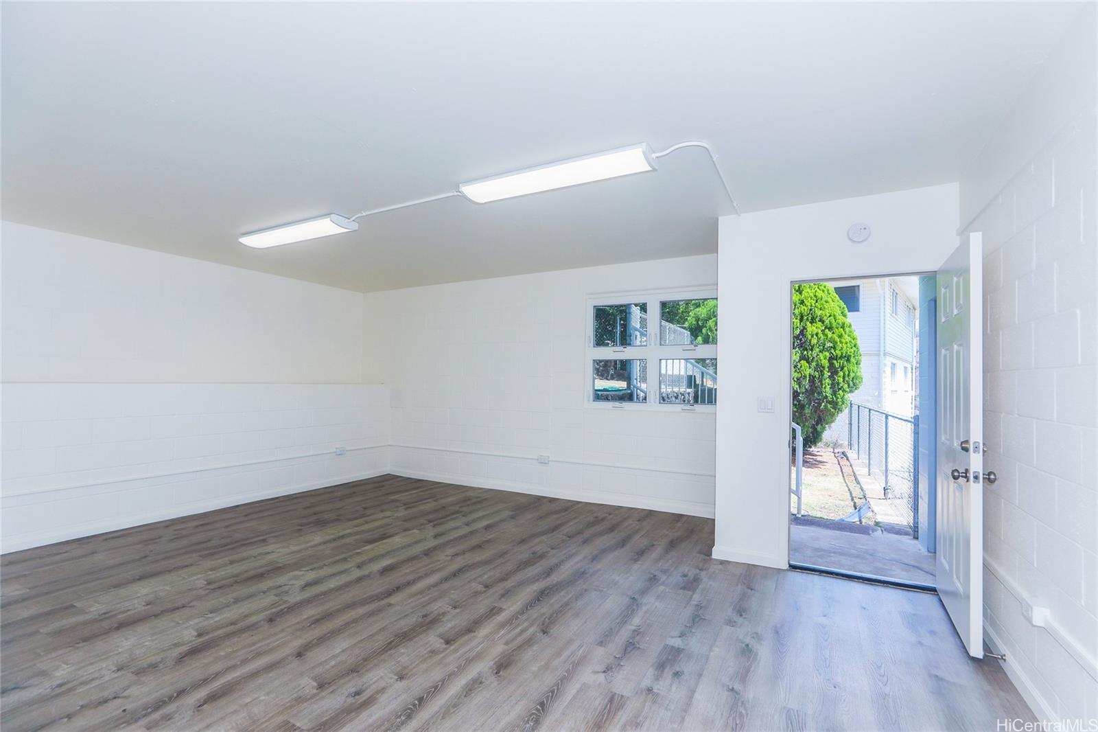 3402  Ala Hinalo Place Salt Lake, Honolulu home - photo 17 of 25