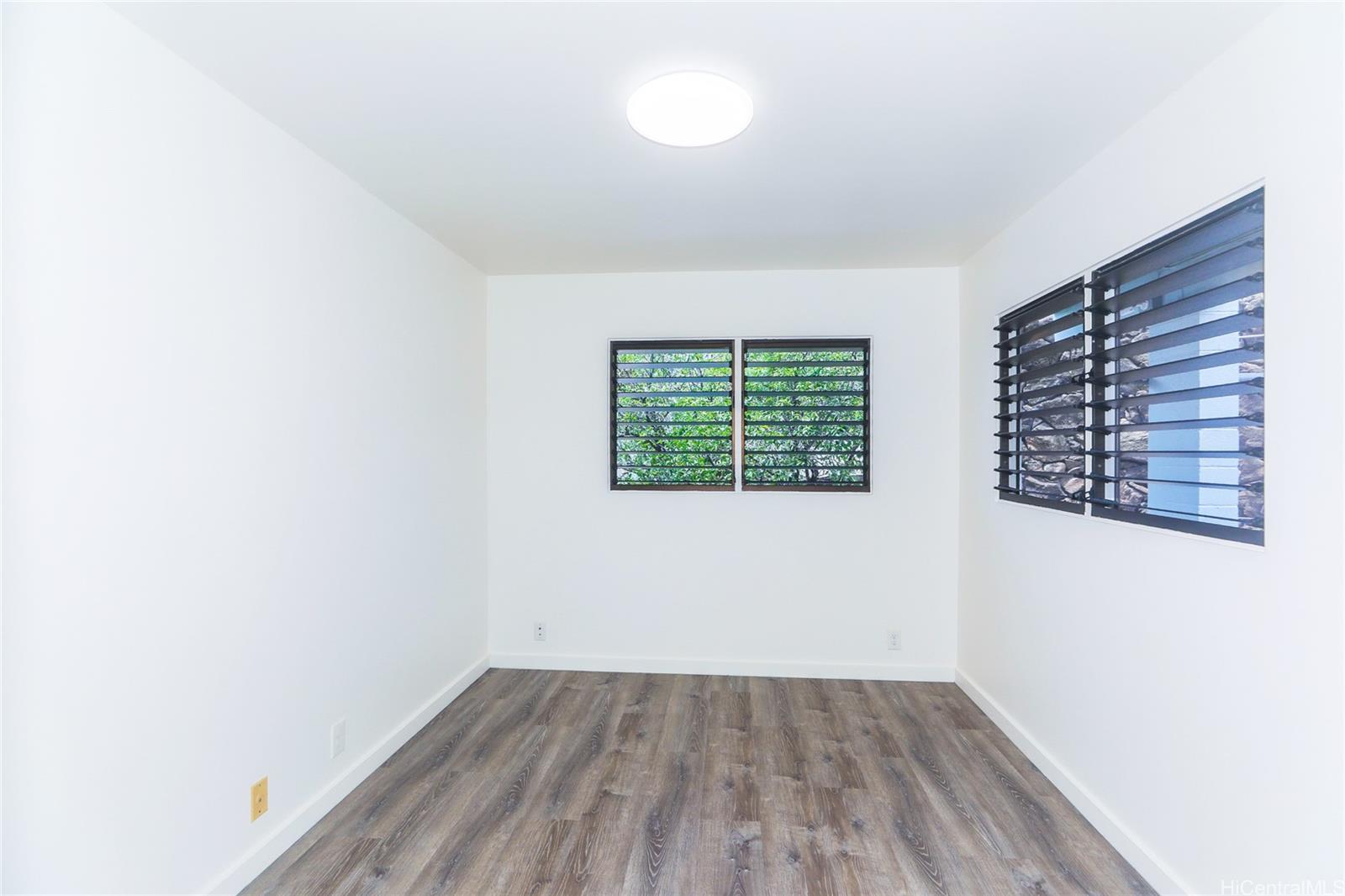 3402  Ala Hinalo Place Salt Lake, Honolulu home - photo 20 of 25