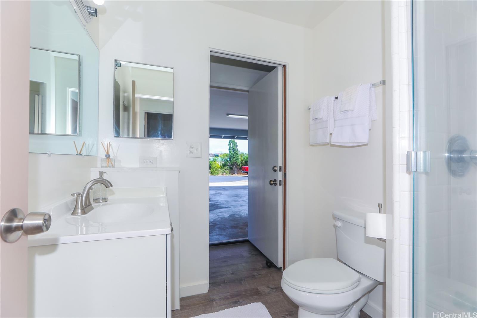 3402  Ala Hinalo Place Salt Lake, Honolulu home - photo 22 of 25