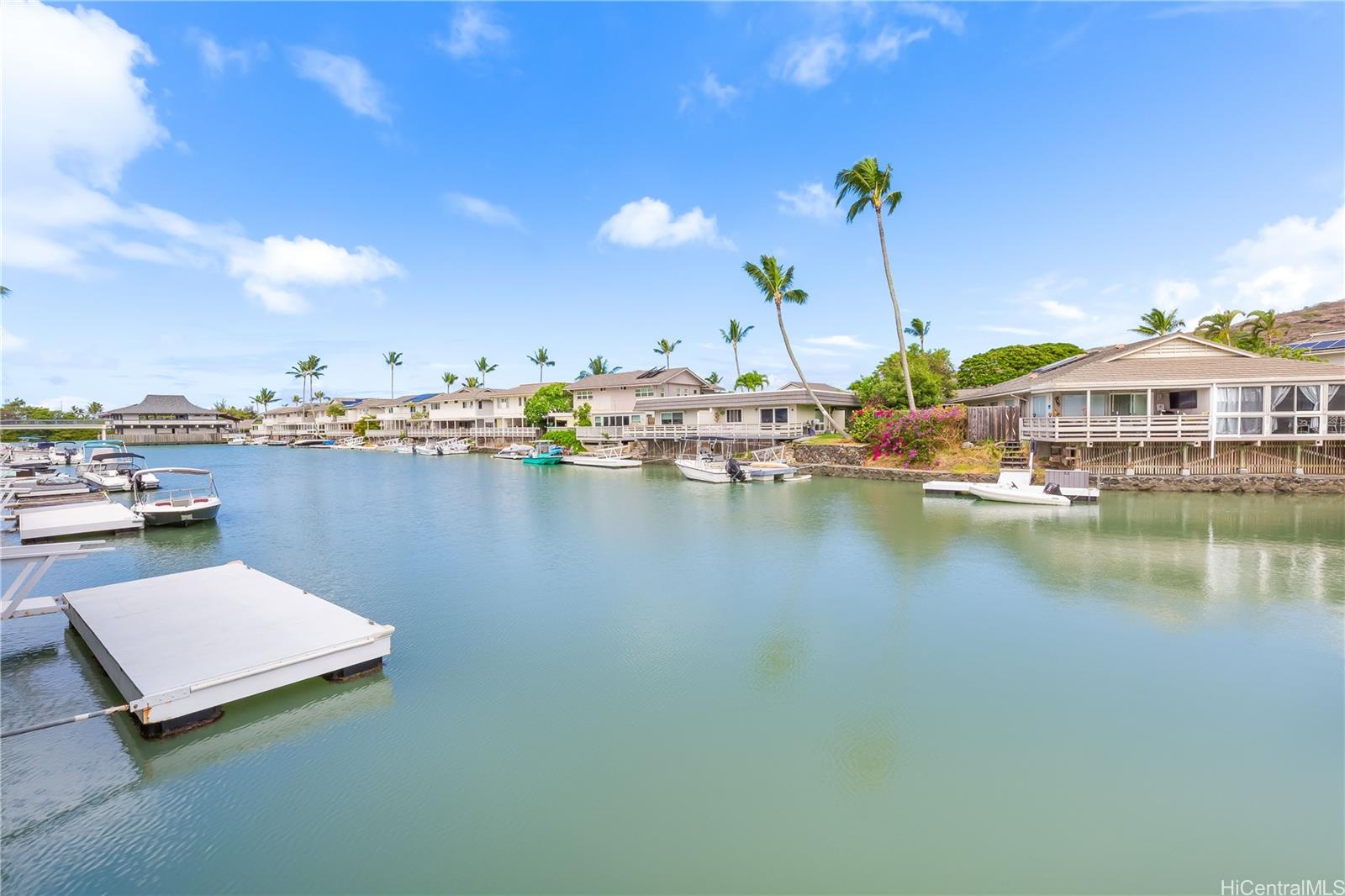 Kuapa Isle condo # 422, Honolulu, Hawaii - photo 3 of 23