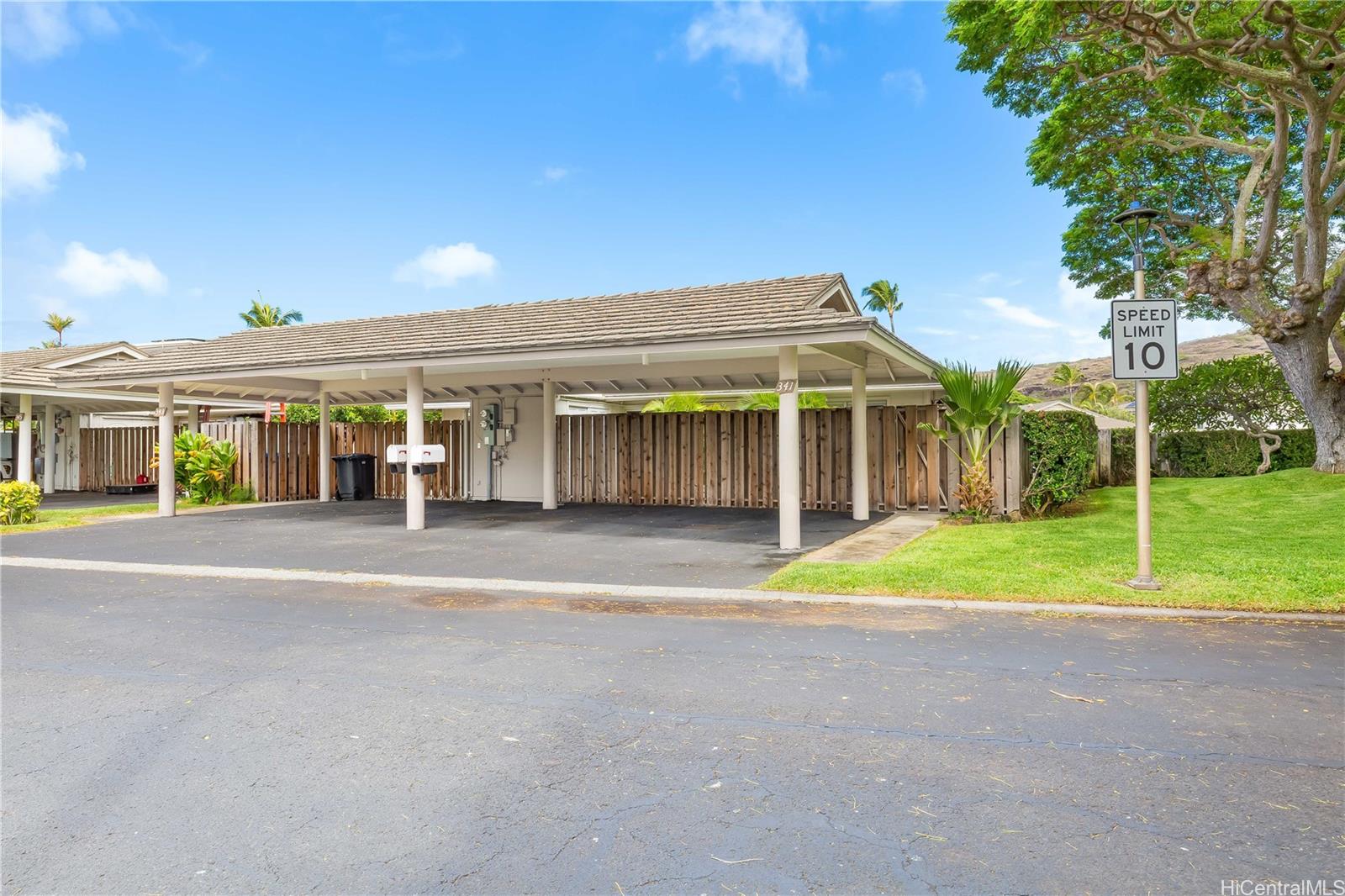 Kuapa Isle condo # 422, Honolulu, Hawaii - photo 4 of 23