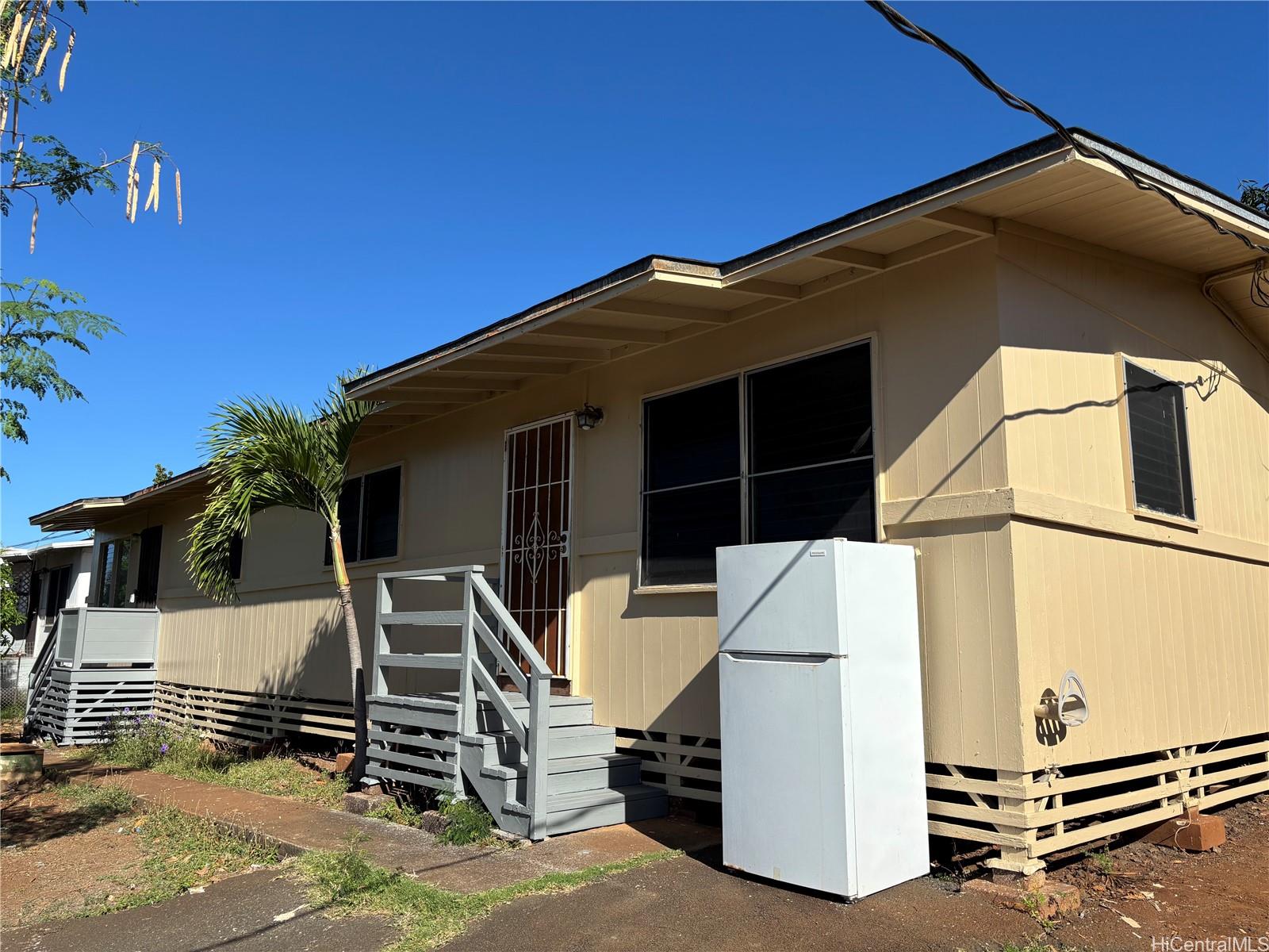 3420 & 3422  Salt Lake Blvd Aliamanu, Honolulu home - photo 2 of 12