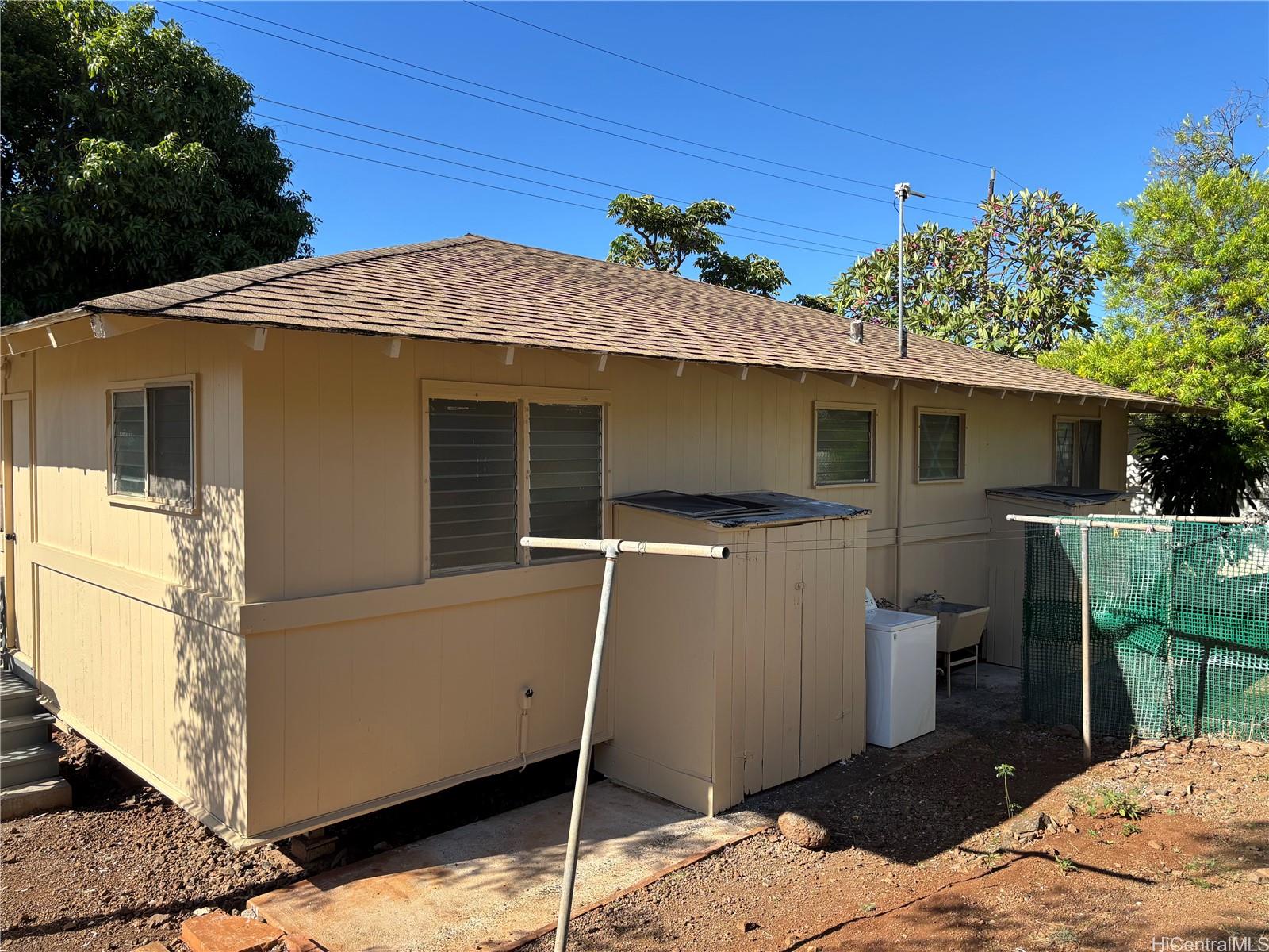 3420 & 3422 Salt Lake Blvd Honolulu - Multi-family - photo 4 of 12