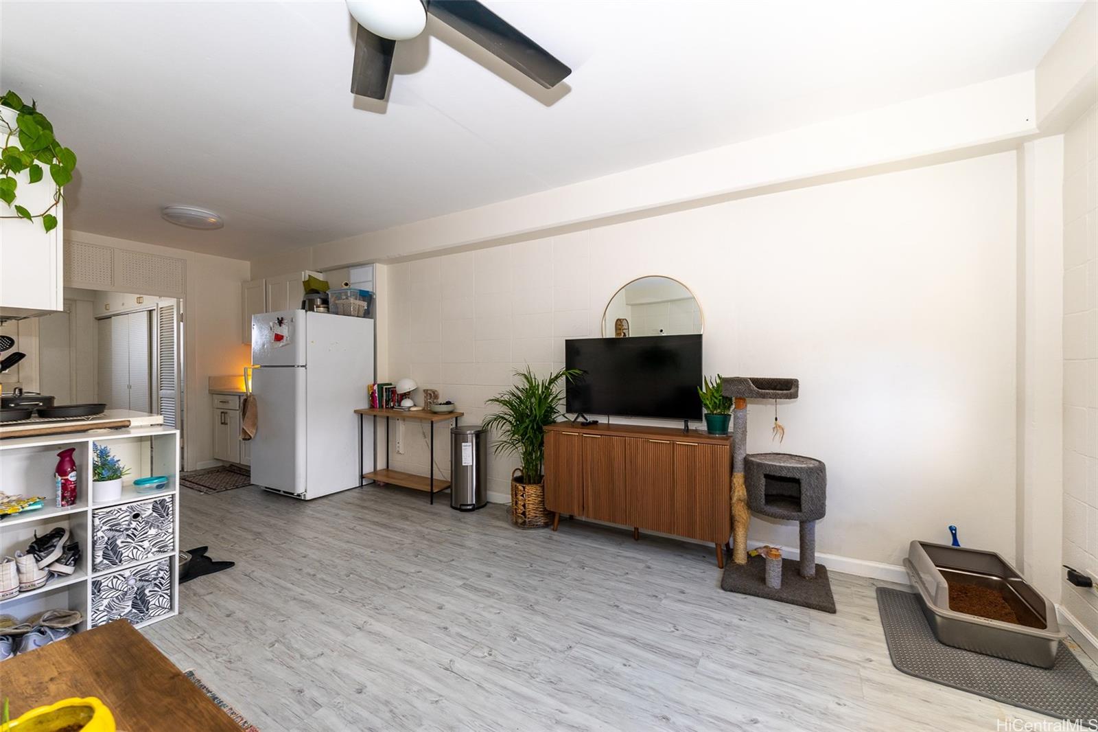 3427 Waialae Ave Honolulu - Multi-family - photo 14 of 25