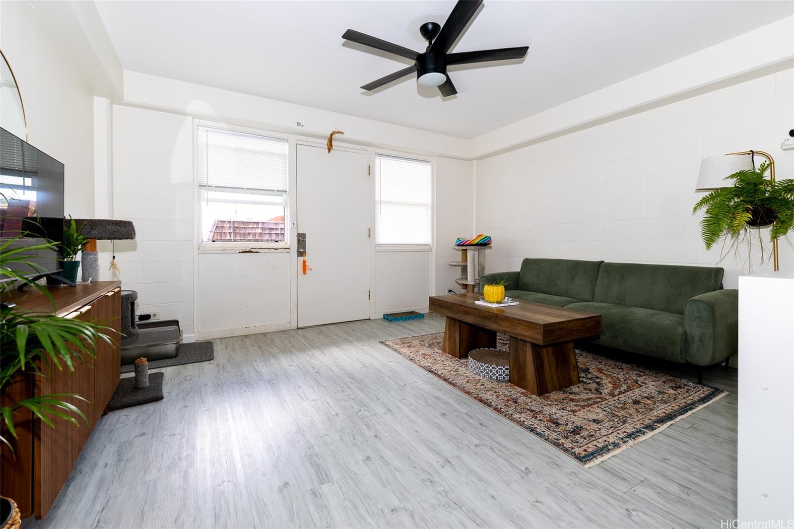 3427 Waialae Ave Honolulu - Multi-family - photo 15 of 25