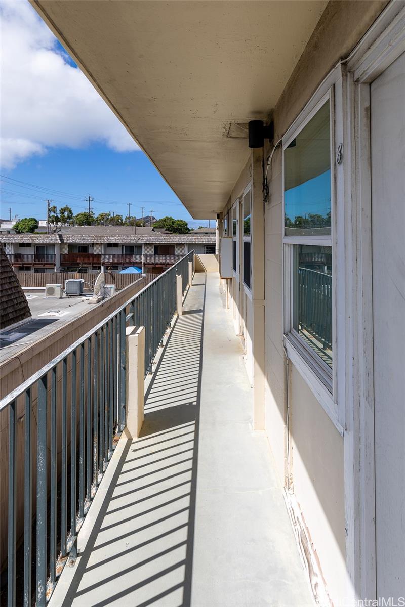 3427 Waialae Ave Honolulu - Multi-family - photo 25 of 25