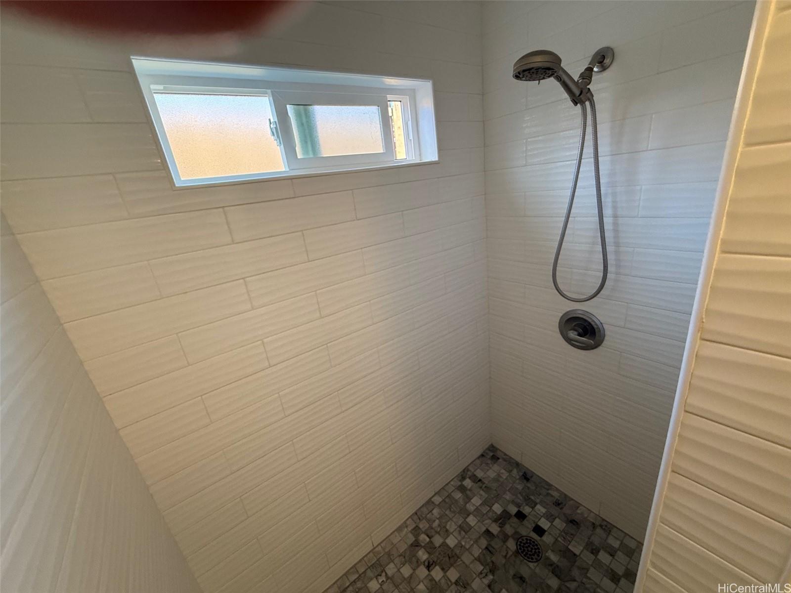 343 Hanakapiai St HONOLULU - Rental - photo 11 of 20