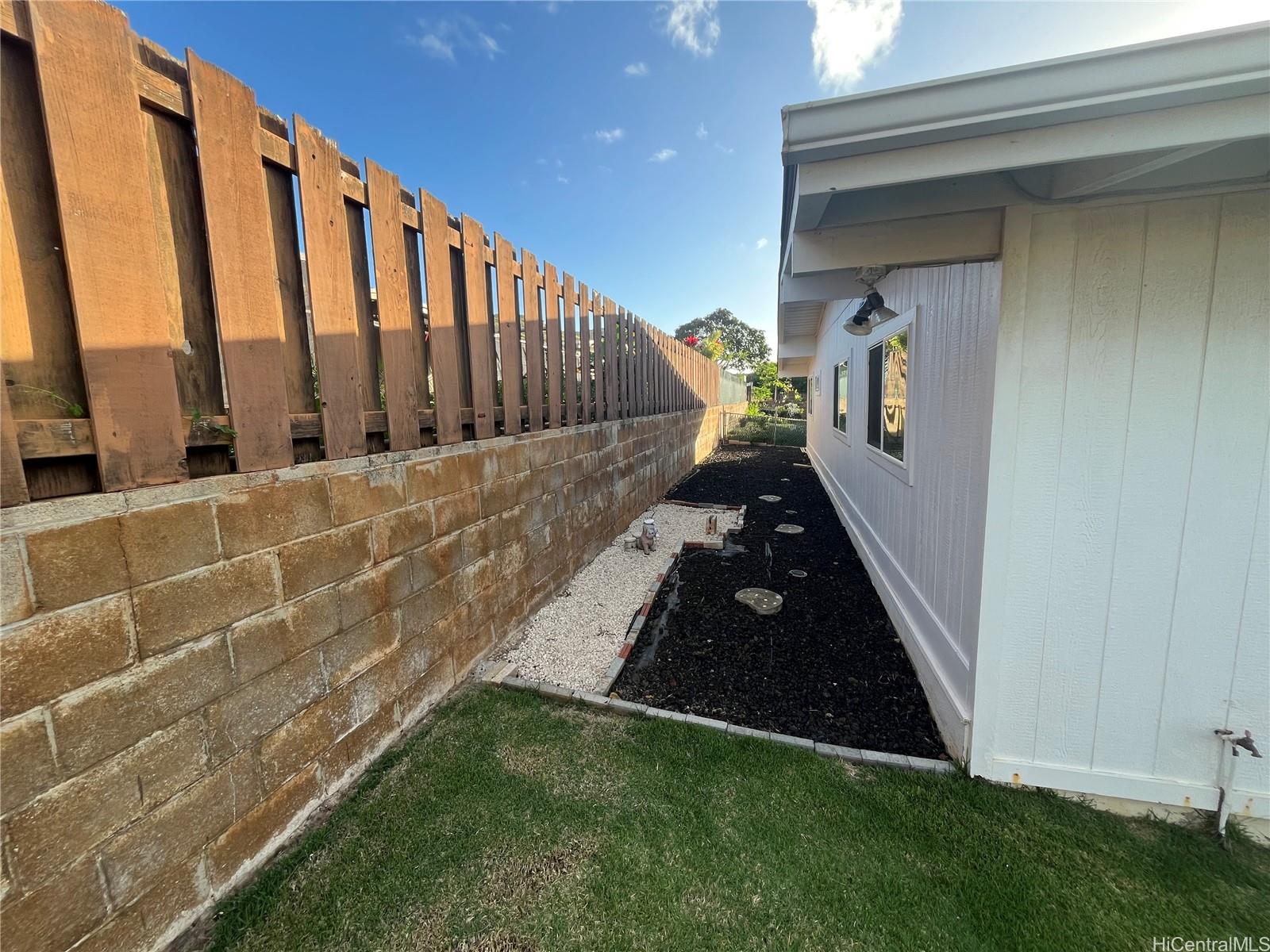 343 Hanakapiai St HONOLULU - Rental - photo 16 of 20