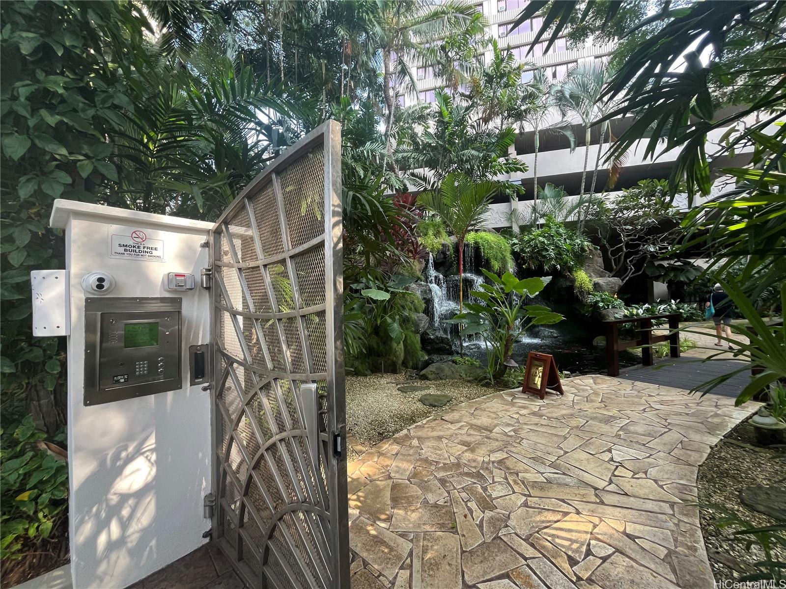 343 Hobron Lane Honolulu - Rental - photo 17 of 25