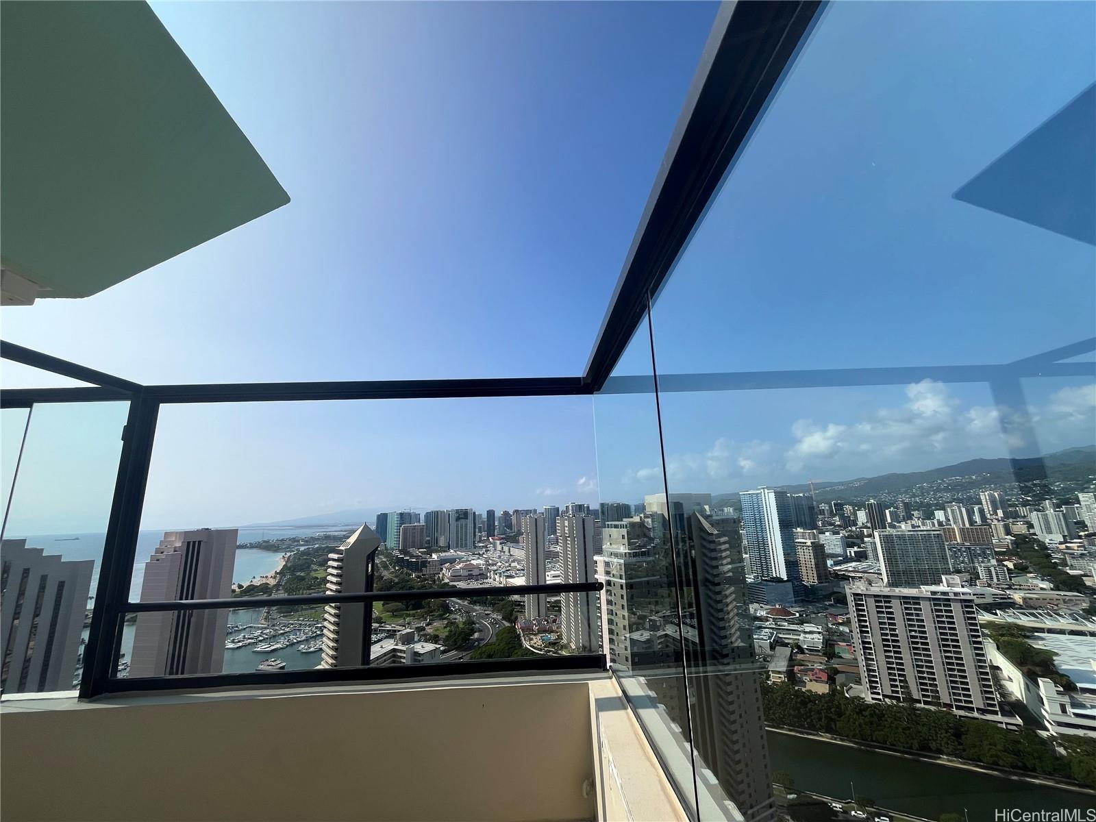 343 Hobron Lane Honolulu - Rental - photo 4 of 25