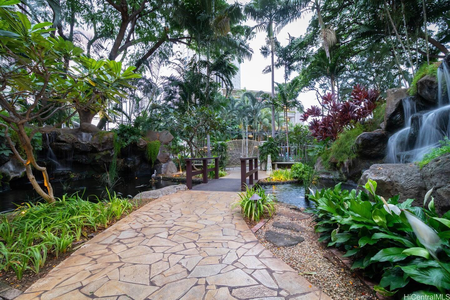 Windsor The condo # 1404, Honolulu, Hawaii - photo 19 of 20