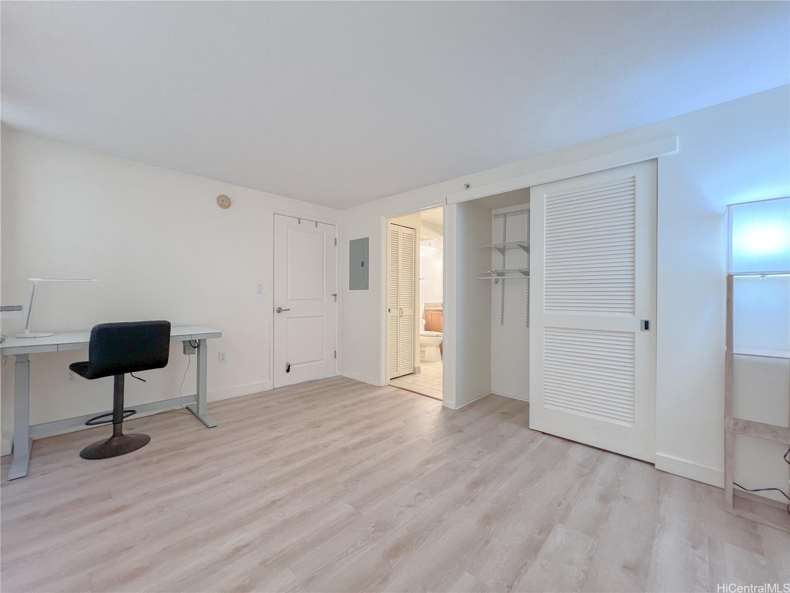 343 Hobron Ln Honolulu - Rental - photo 11 of 24