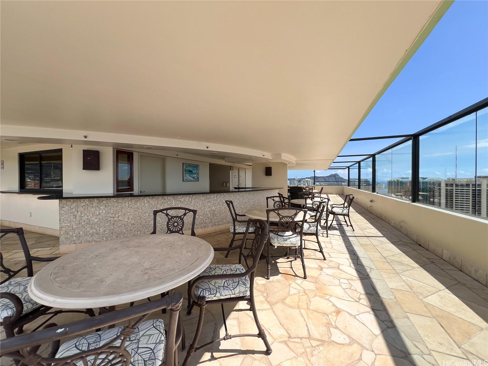 343 Hobron Ln Honolulu - Rental - photo 17 of 24