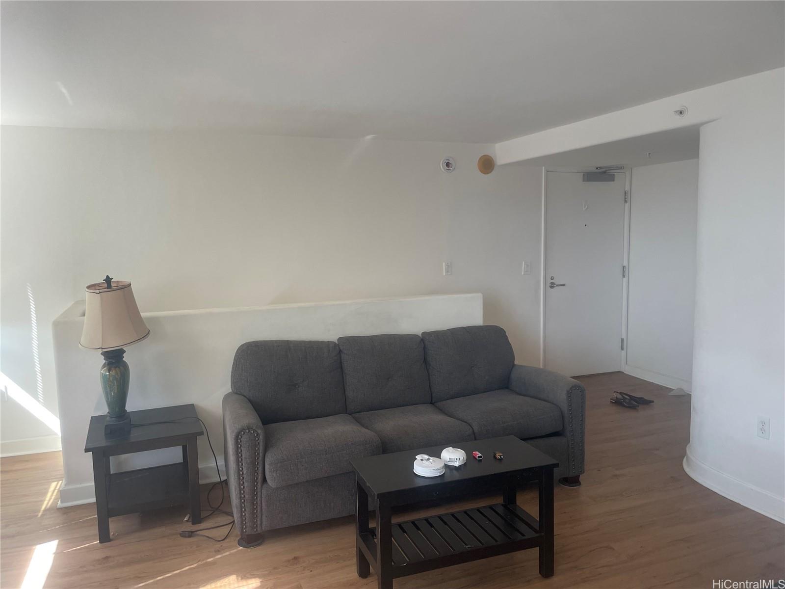 343 Hobron Lane Honolulu - Rental - photo 3 of 4