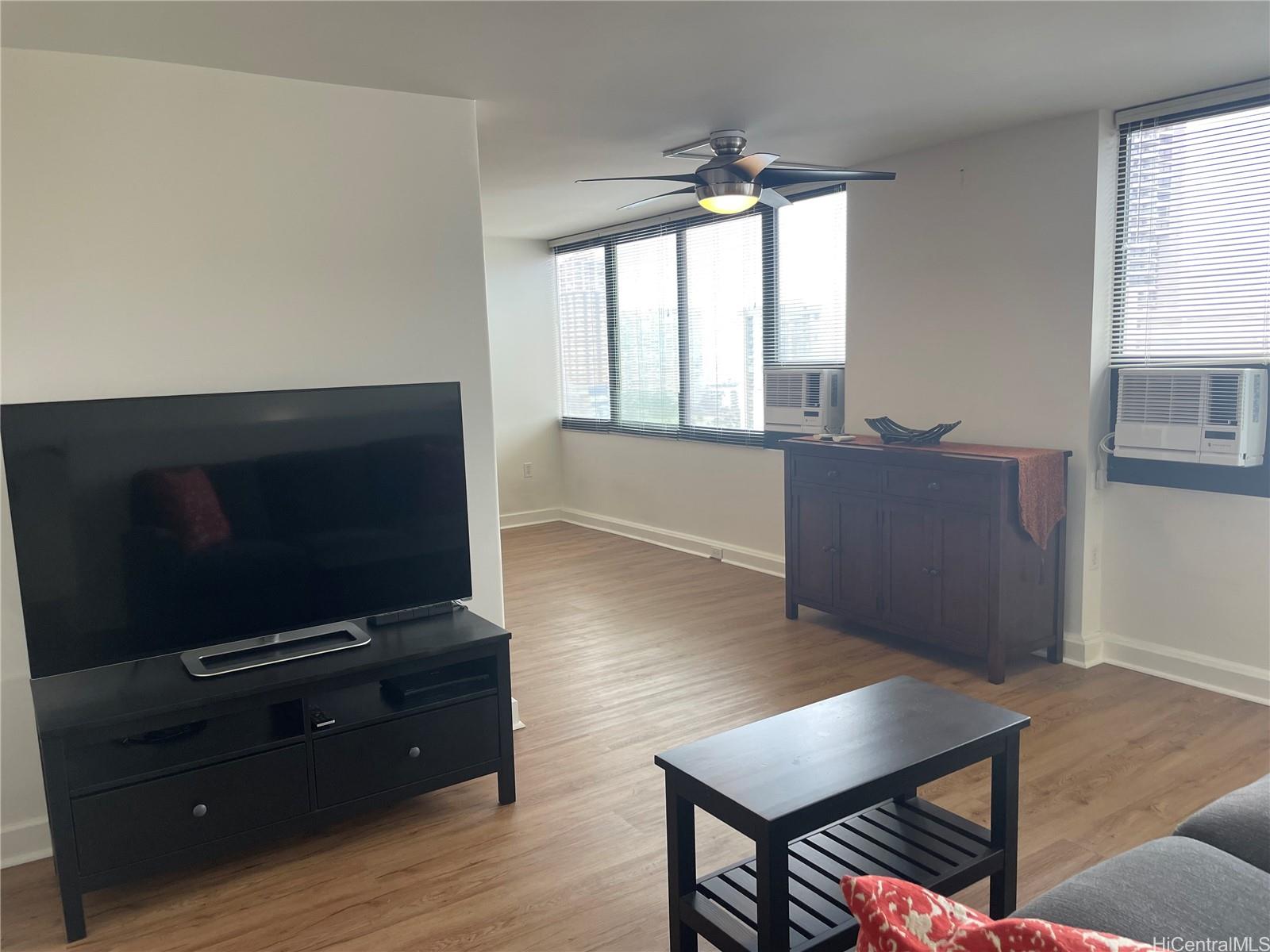 343 Hobron Lane Honolulu - Rental - photo 4 of 4