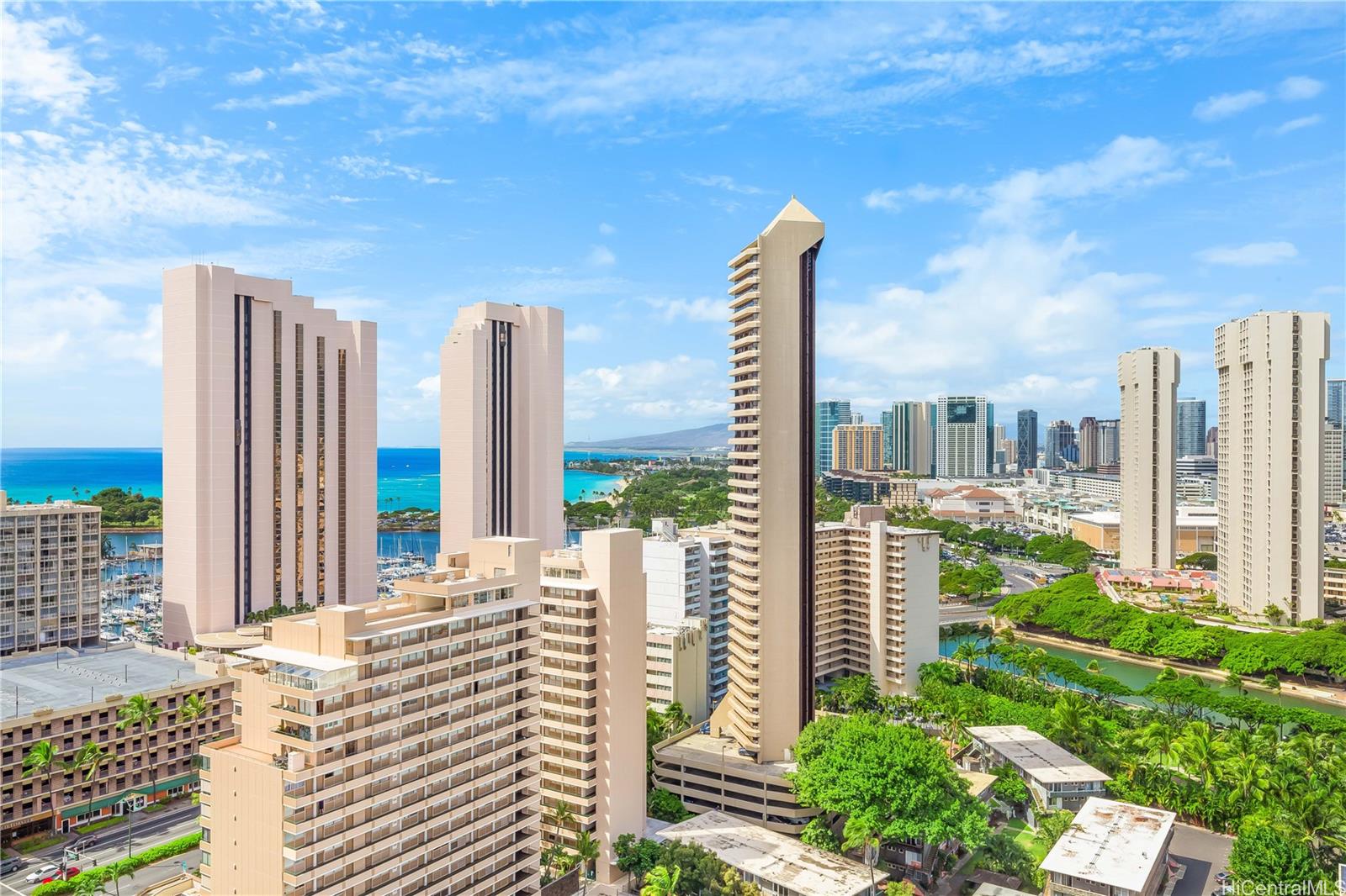 windsor The condo # 2701, Honolulu, Hawaii - photo 16 of 25