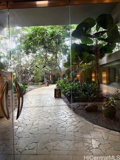 Windsor The condo # 2701, Honolulu, Hawaii - photo 3 of 15