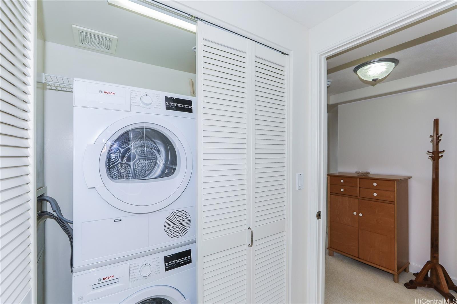 343 Hobron Ln Honolulu - Rental - photo 12 of 24