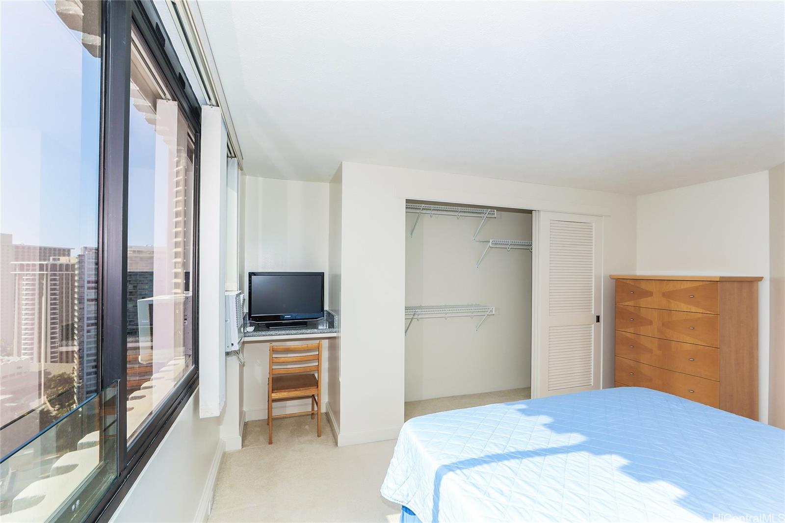 343 Hobron Ln Honolulu - Rental - photo 16 of 24