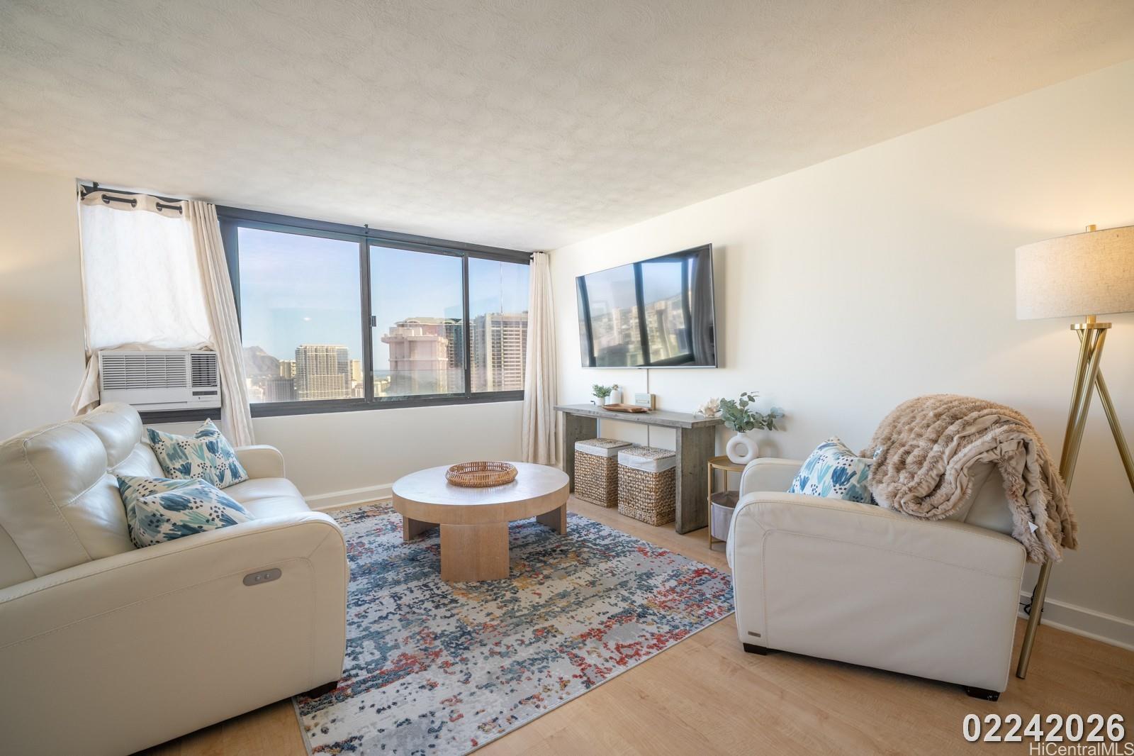 343 Hobron Ln Honolulu - Rental - photo 10 of 25