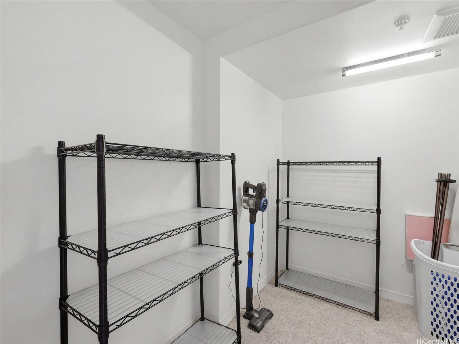 Windsor The condo # 3102, Honolulu, Hawaii - photo 19 of 25