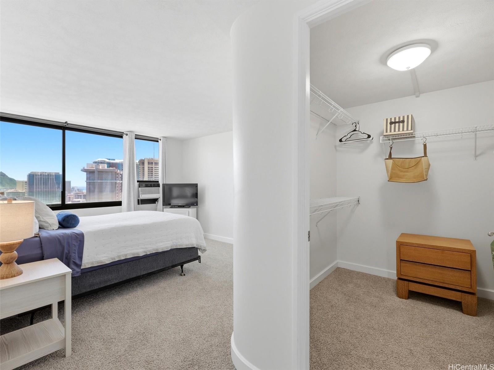 Windsor The condo # 3102, Honolulu, Hawaii - photo 10 of 25