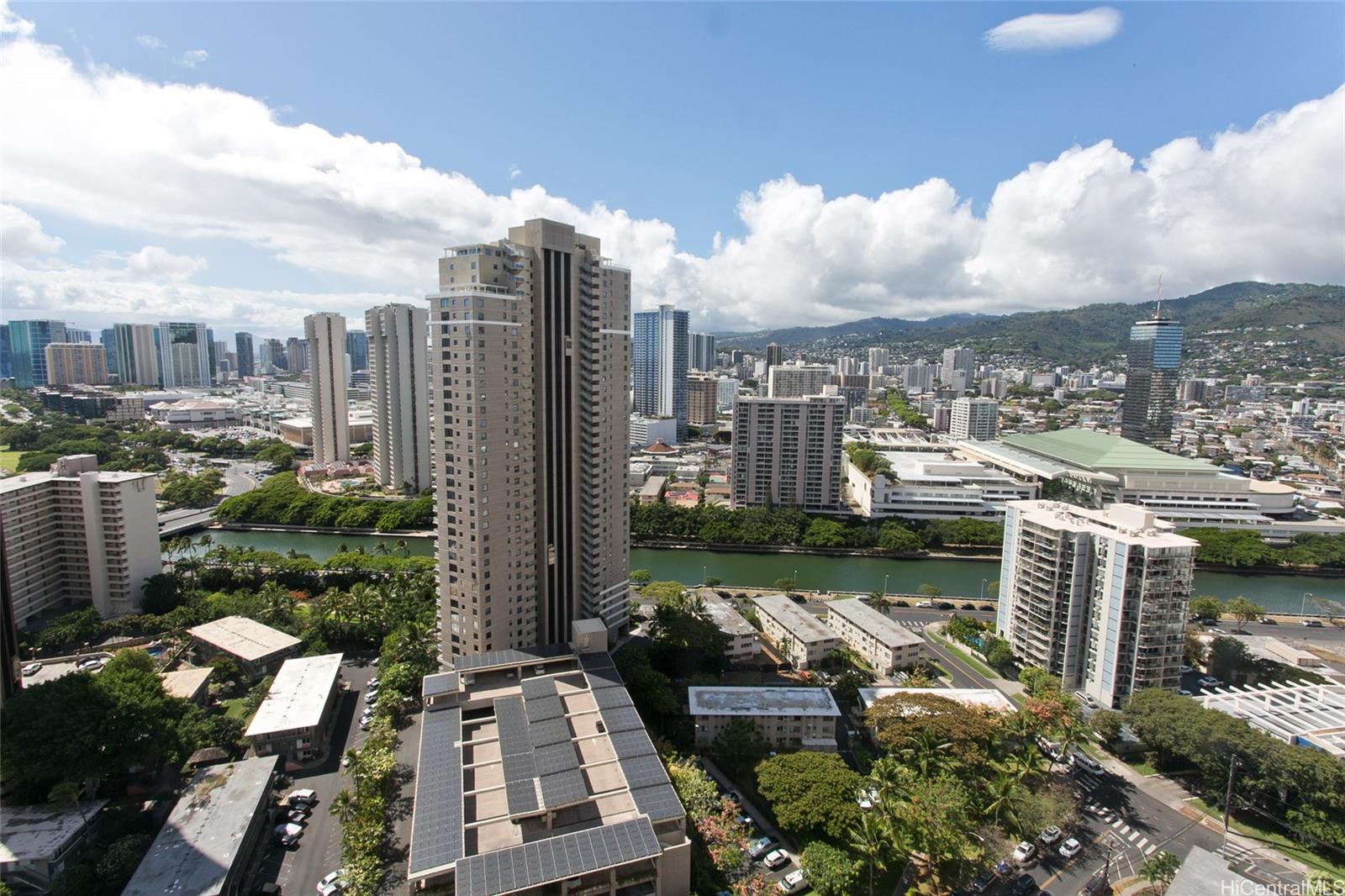 Windsor The condo # 3401, Honolulu, Hawaii - photo 20 of 25
