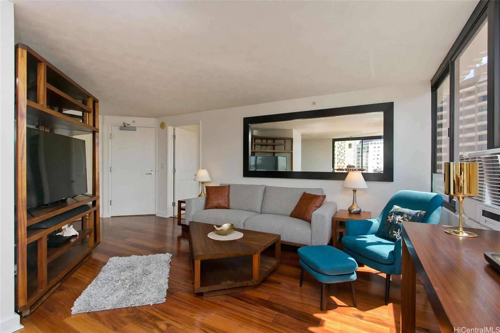 Windsor The condo # 3401, Honolulu, Hawaii - photo 8 of 25