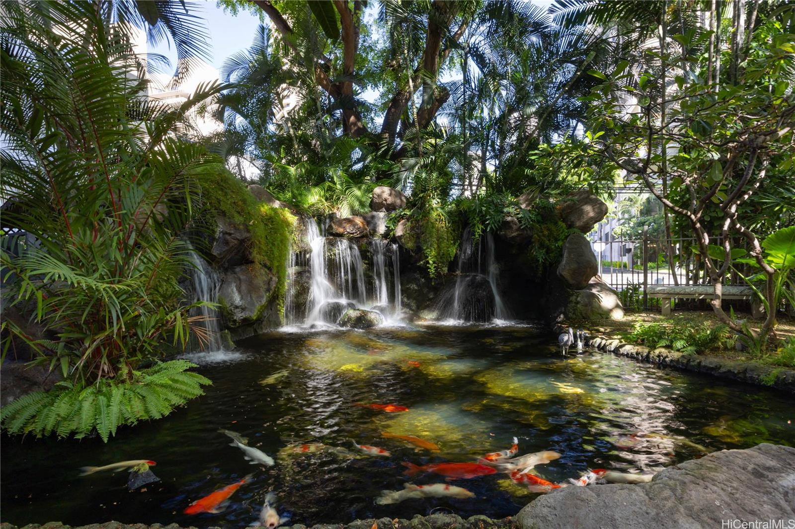 Windsor The condo # 3901, Honolulu, Hawaii - photo 18 of 25