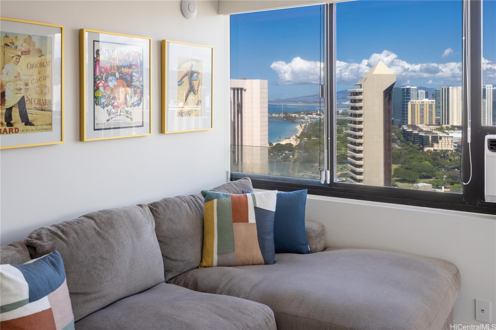 Windsor The condo # 3901, Honolulu, Hawaii - photo 3 of 25