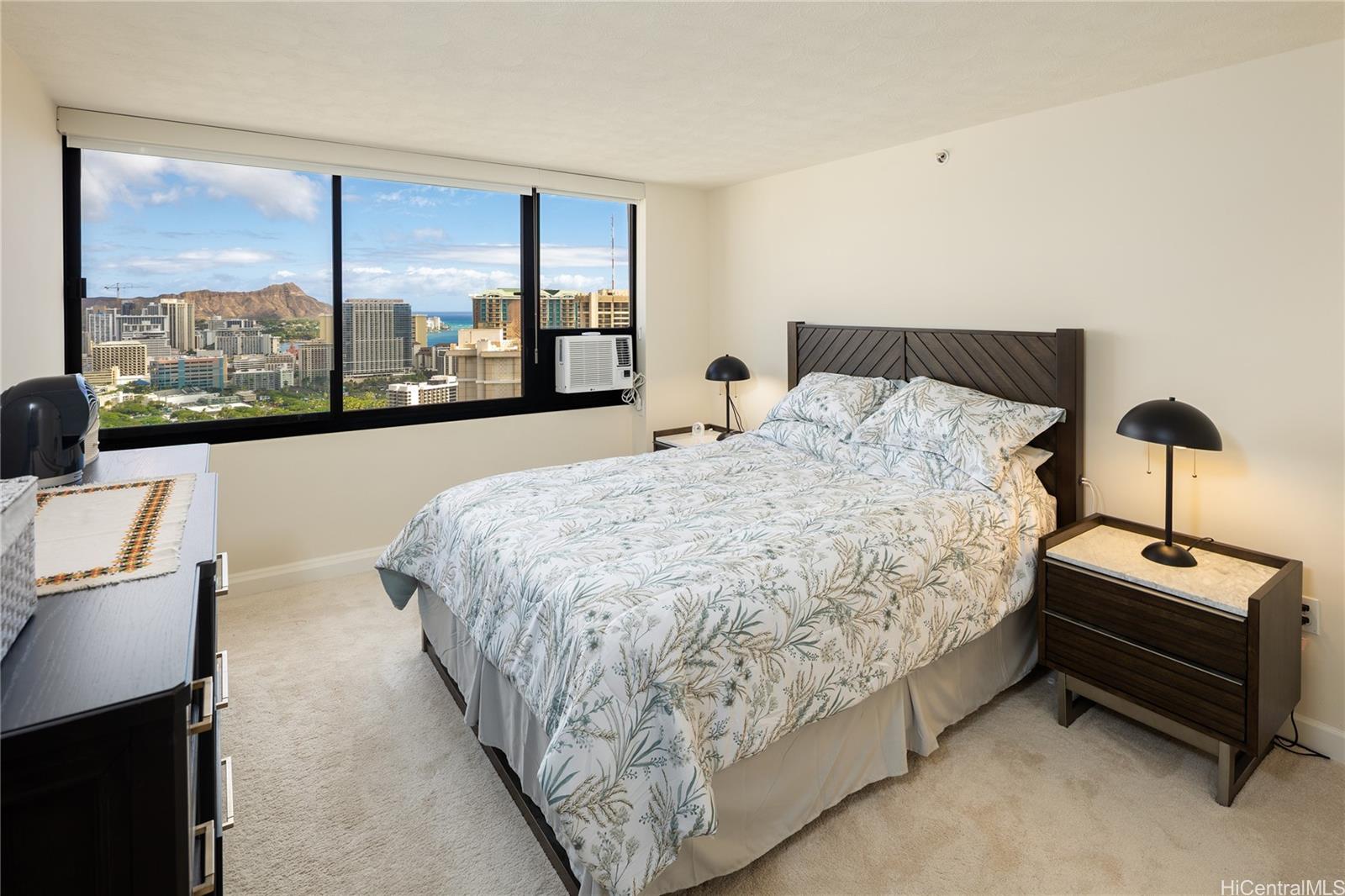 Windsor The condo # 4202, Honolulu, Hawaii - photo 14 of 25