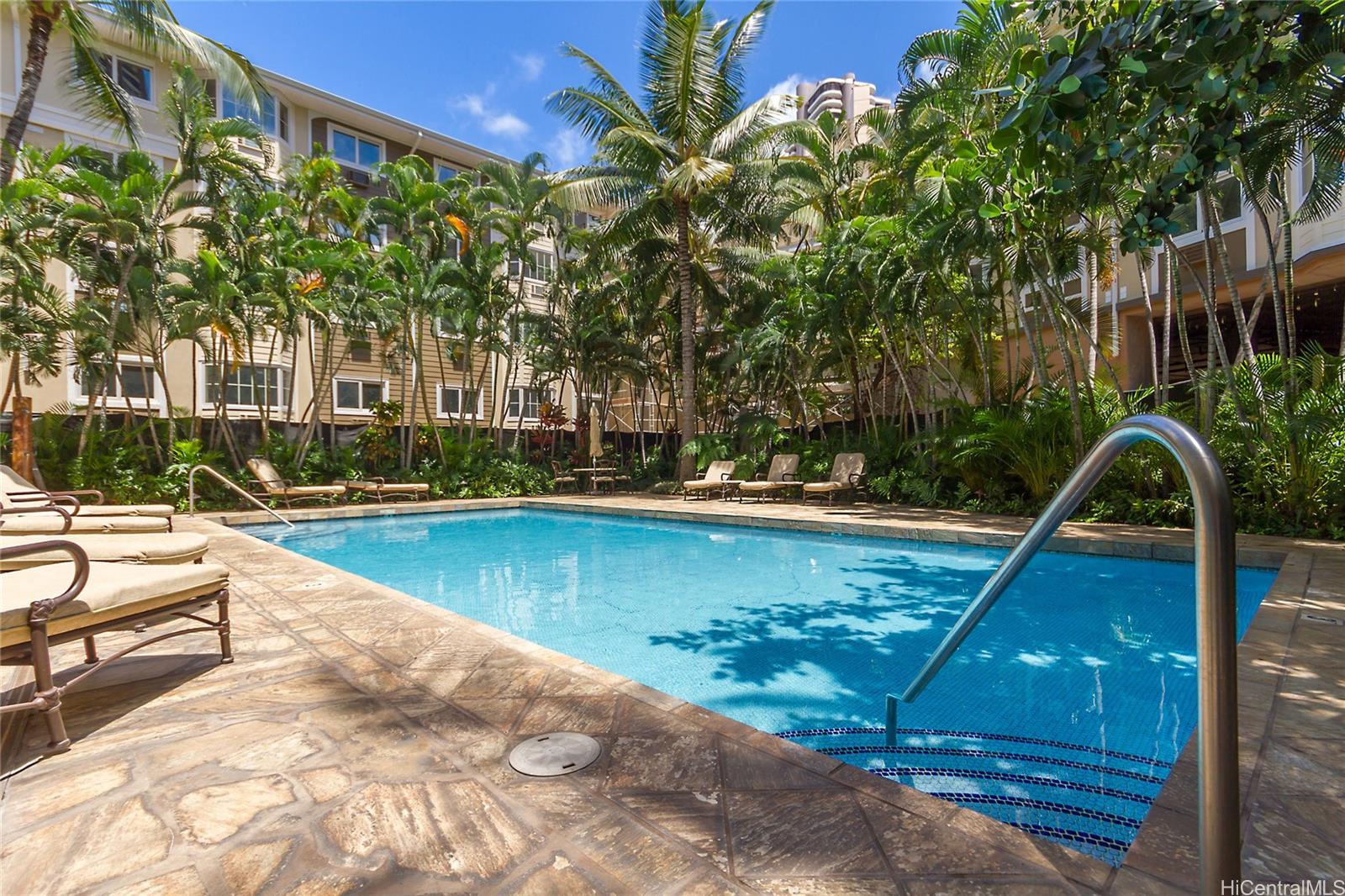 Windsor The condo # 4202, Honolulu, Hawaii - photo 24 of 25