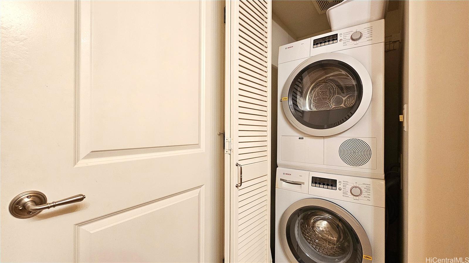 Windsor The condo # 501, Honolulu, Hawaii - photo 22 of 25