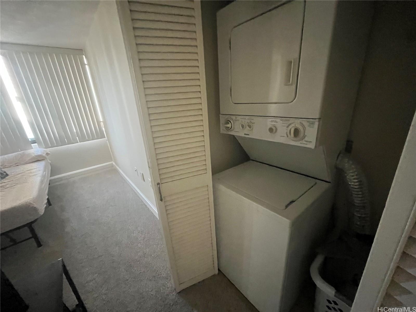 Windsor The condo # 702, Honolulu, Hawaii - photo 6 of 25